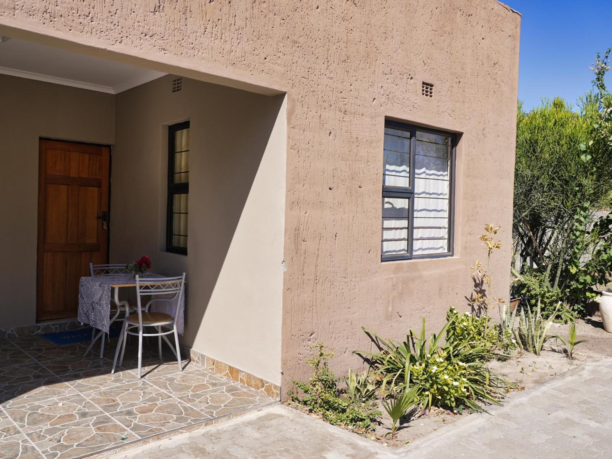 Golentle Home Stay Maun Bagian luar foto