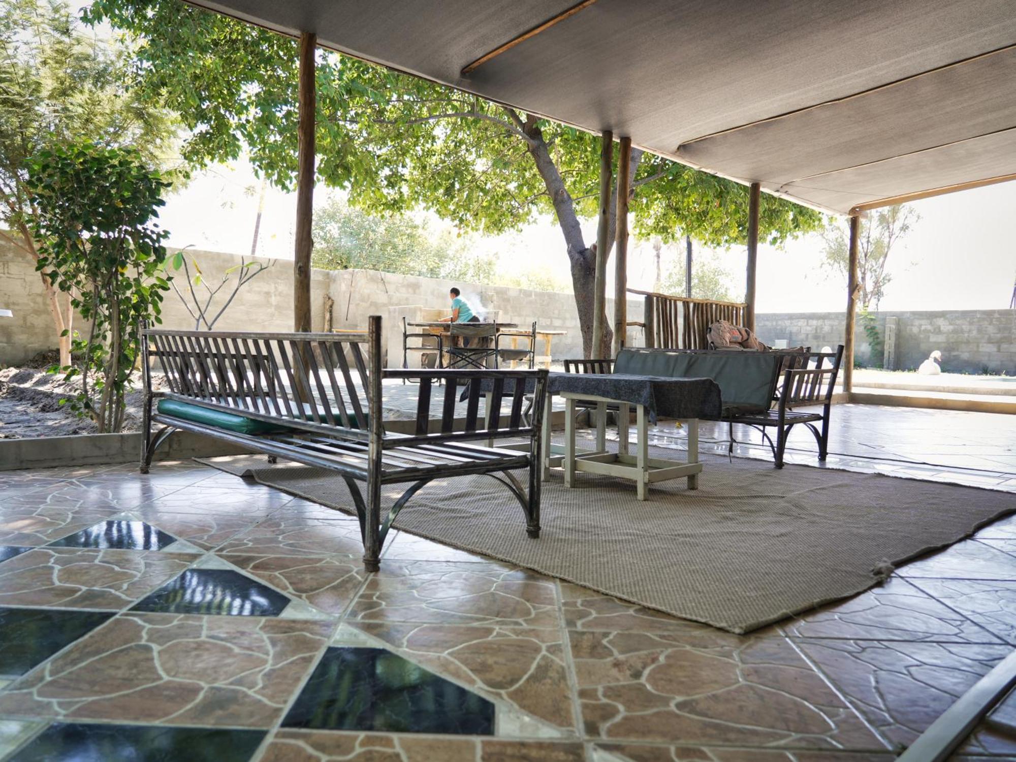 Golentle Home Stay Maun Bagian luar foto