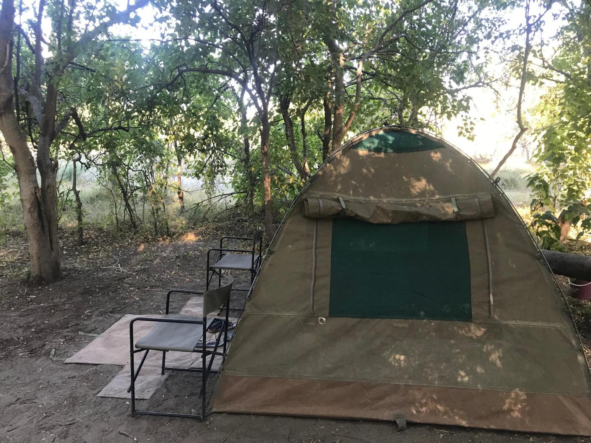 Golentle Home Stay Maun Bagian luar foto