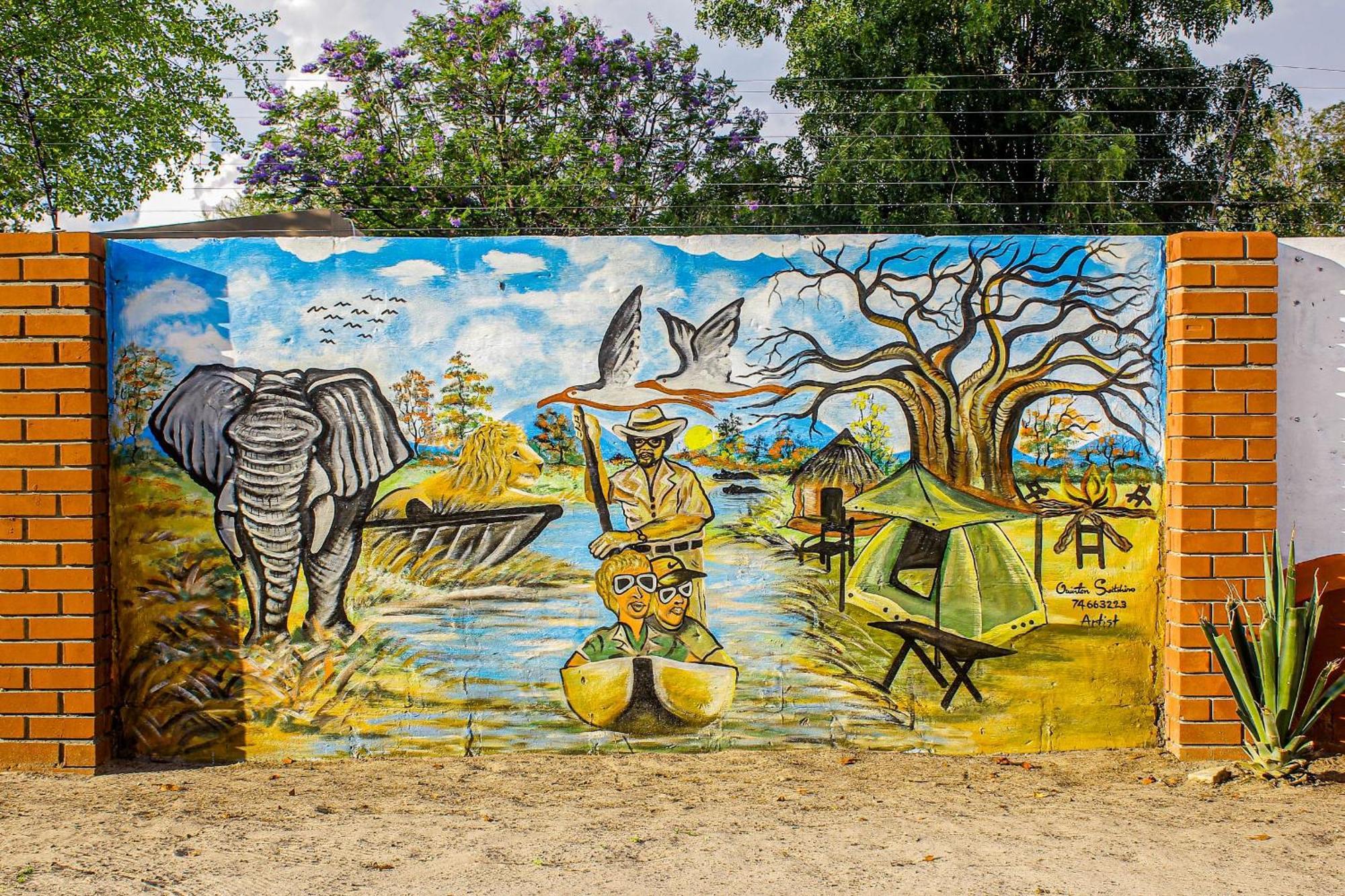 Golentle Home Stay Maun Bagian luar foto