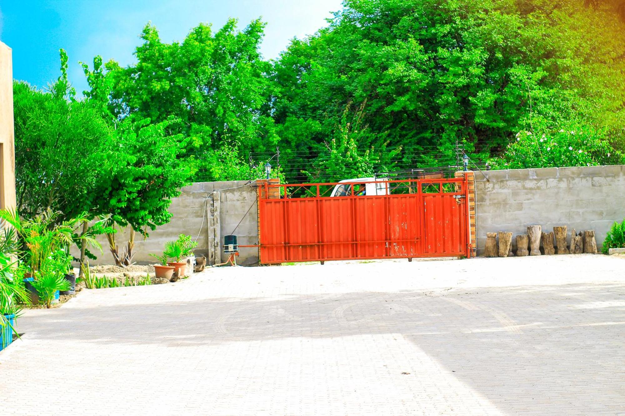 Golentle Home Stay Maun Bagian luar foto